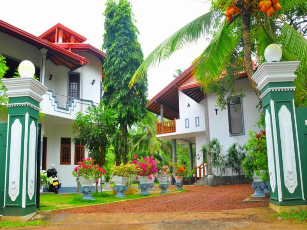 Canal Villa Бентота Экстерьер фото